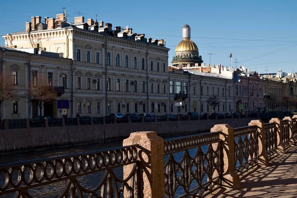 Bancario del fiume Moika a San Pietroburgo — Foto Stock