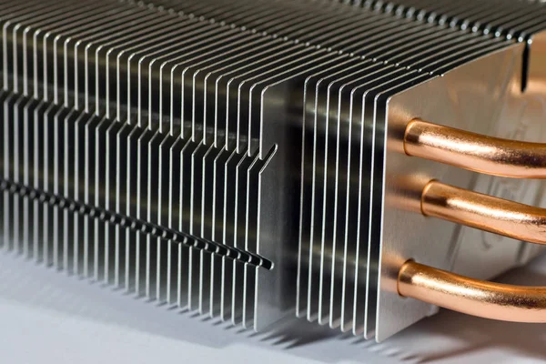 Aluminiumradiator met koperen heat pipe — Stockfoto