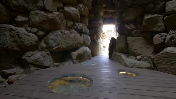 Nurag na Sardynii. Zabytki archeologiczne, Włochy. — Wideo stockowe