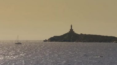 Sardunya deniz feneri. UHD görüntüleri. 