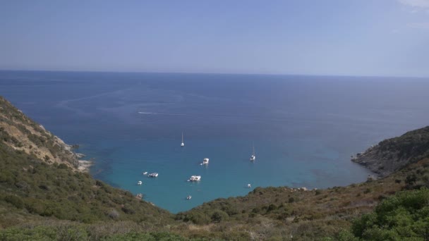 Beautiful coastline of Sardinia in UHD. — Stock Video