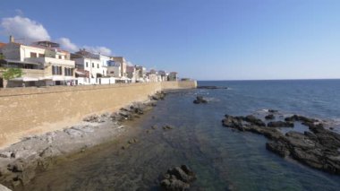 Alghero, Sardunya Sahili. 