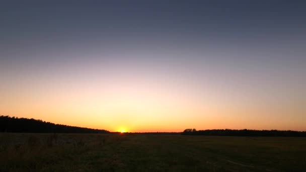 Autunno paesaggio rurale . — Video Stock