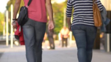 Sokakta tanınmayan insanlar.. 