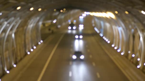 Moderno túnel en autopista en Varsovia . — Vídeo de stock