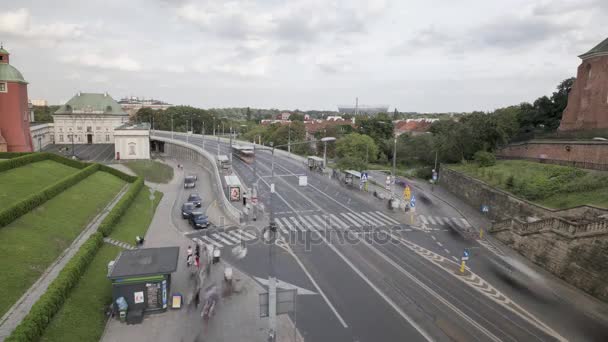 Trafik tidsfördröjning i Warszawa. — Stockvideo