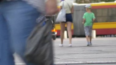 Sokakta tanınmayan insanlar.. 