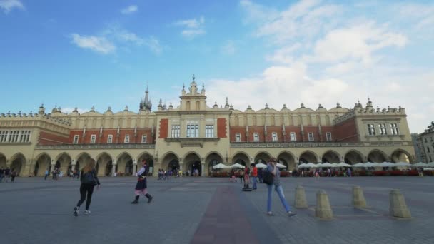 Plaza del mercado de Cracovia durante el verano . — Vídeos de Stock