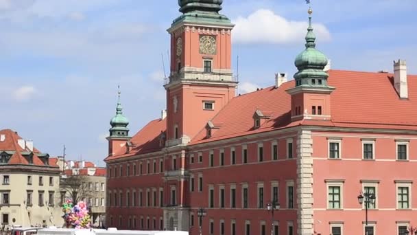 Architektur der Warschauer Altstadt. — Stockvideo