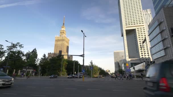 Palace of culture and science in Warsaw in day light. — Stock Video