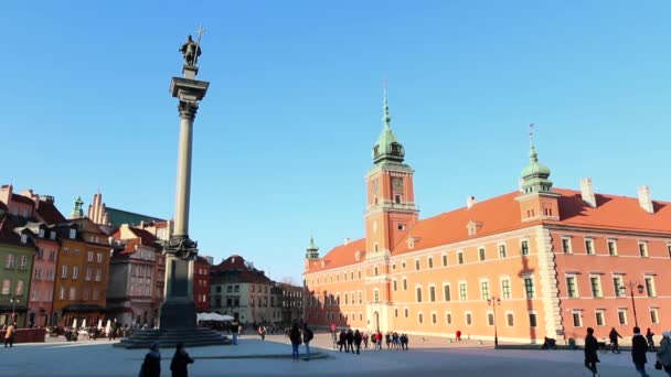 Gamla stan och Vasa kolumn i Warszawa. — Stockvideo