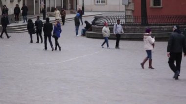 Sokakta tanınmayan insanlar..