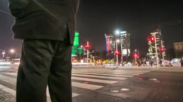 Zeitraffer im Zentrum von Warschau. Zeitraffer im Warschauer Verkehr. — Stockvideo