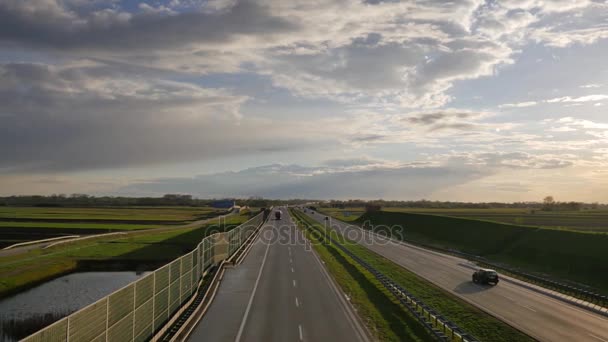 Materiał filmowy UHD polskie autostrady. — Wideo stockowe