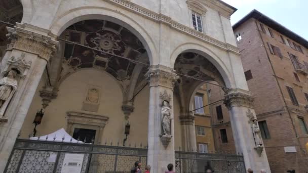 Arquitectura del casco antiguo de Siena — Vídeos de Stock