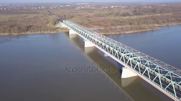 Brug Rivier Vistula Van Bovenaf Gezien Lange Brug Gemaakt Van — Stockvideo