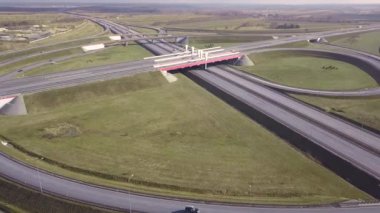 Strykow / Polonya - tarihi: 02182018. Yukarıda da görüleceği karayolu trafik.