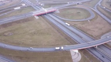 Strykow / Polonya - tarihi: 02182018. Yukarıda da görüleceği karayolu trafik.