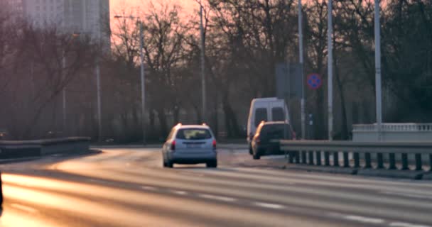 Varsovia Polonia Fecha 03042018 Coches Las Calles Varsovia Tráfico Europa — Vídeo de stock