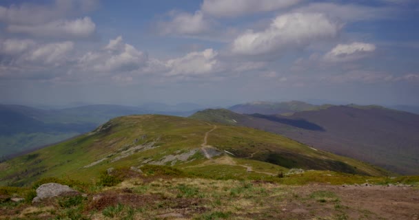 Ukraine Bieszczady Gebirge Datum 04302018 Grüne Hügel Uhd Footage Schöne — Stockvideo