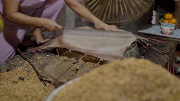 Traditionelle Art Der Herstellung Von Reispapier Vietnam — Stockvideo