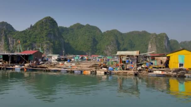 Lang Chai Gia Villaggio Sull Acqua Vietnam Hong Bay Paesaggio — Video Stock