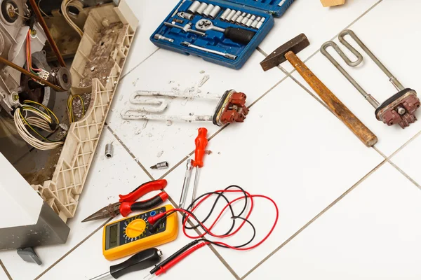 Tools with washing machine. — Stock Photo, Image