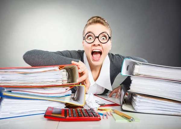 Crazy scared accountant businesswoman. — Stock Photo, Image