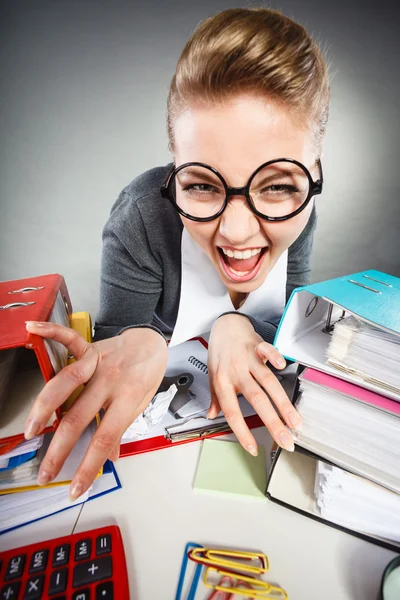 Verrückt zufrieden Buchhalterin Geschäftsfrau. — Stockfoto