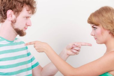 Kaç parmak, çakışma dönük