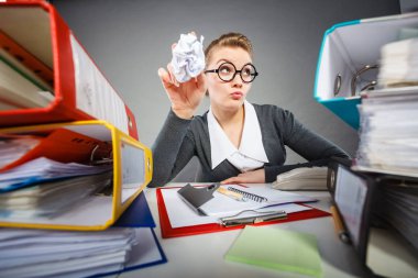 Ofiste bored uykulu işkadını.