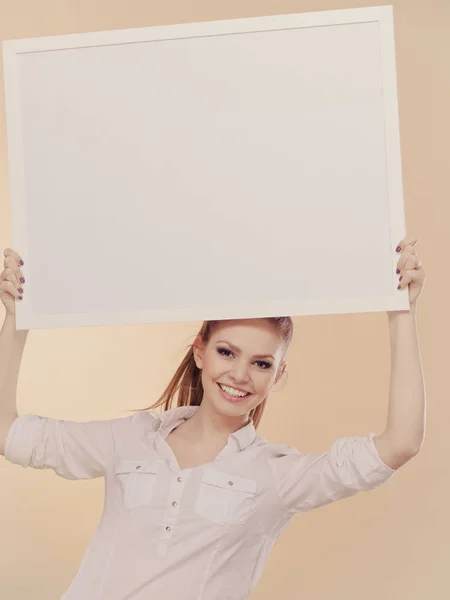 Girl with blank presentation board — Stock Photo, Image