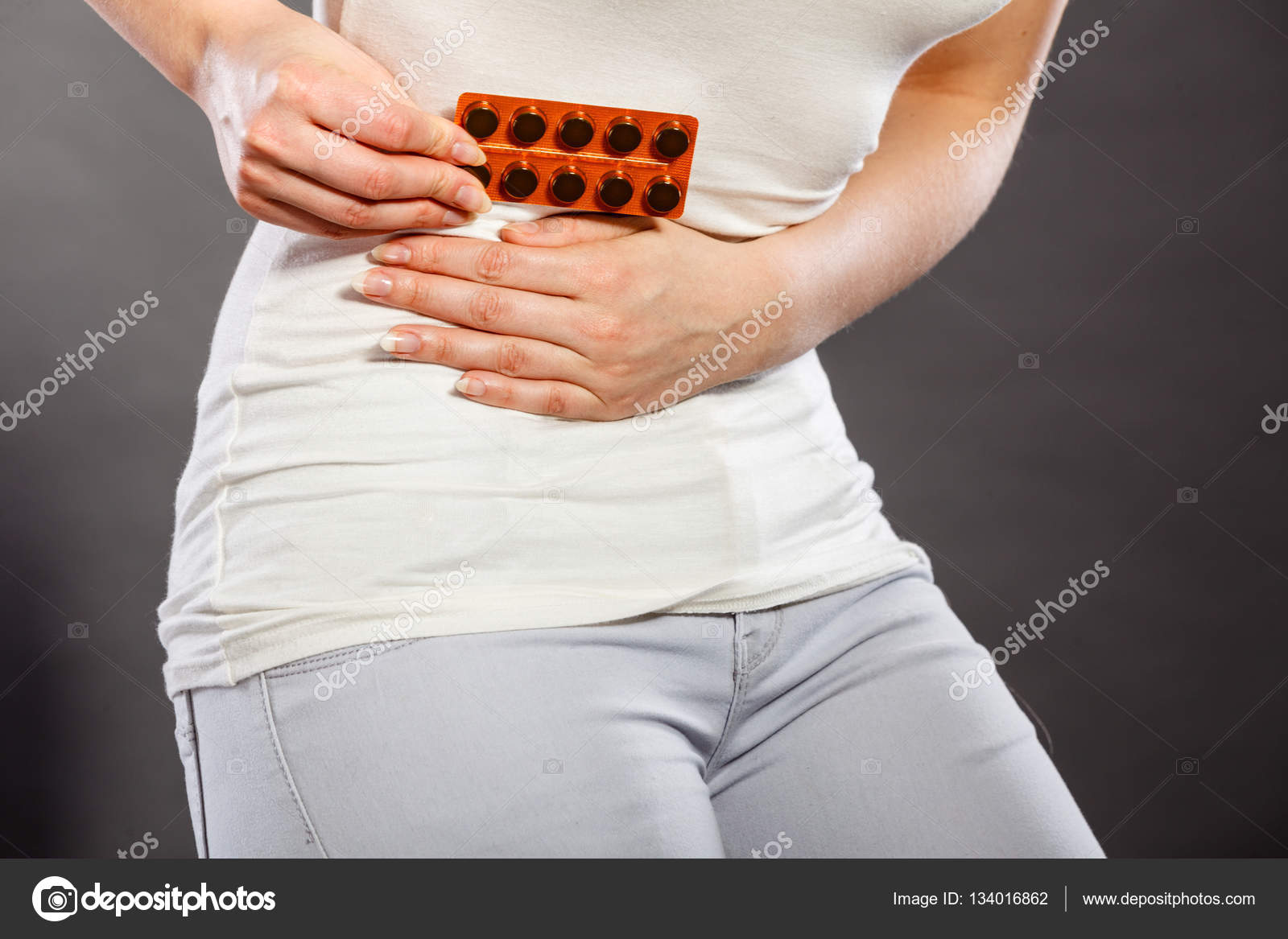 при боли в желудке лекарство. обезболивающие таблетки при болях внизу живота. при болях в желудке. живот болит таблетки. средство от изжоги для беременных 3 триместр.