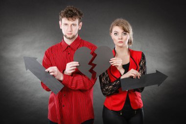 Boşanma hakkında mutsuz çift düşünme.