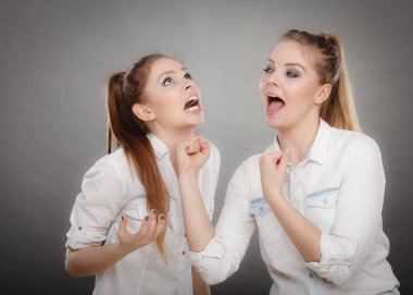 Güzel oynak kız kadın portre.