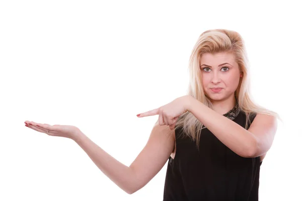 Sarışın kadın boşaltmak el ile işaret — Stok fotoğraf