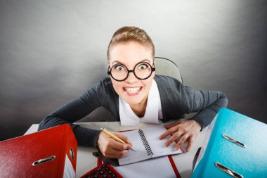 İş yerinde takıntılı Sekreter.