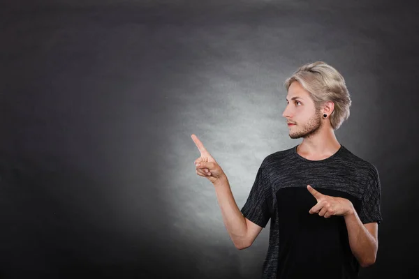 Young man thinking seek a solution — Stock Photo, Image