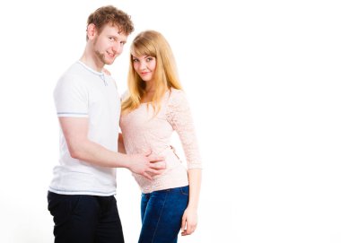 Mutlu arkadaşlığını çift birbirlerine sarılma.