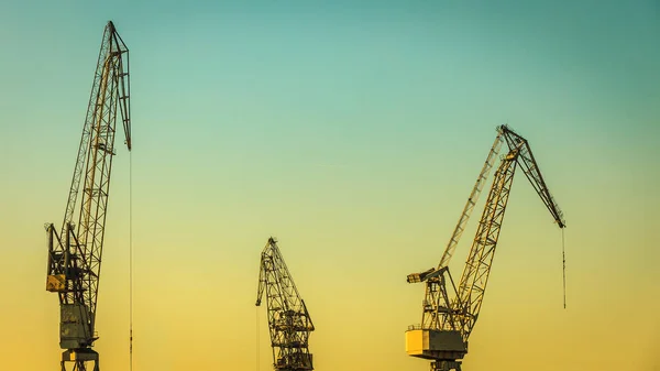 Heavy load dockside cranes — Stock Photo, Image