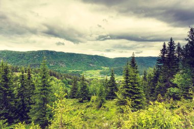 Norveç 'te dağlar manzarası.