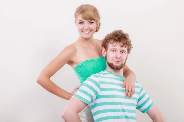 Cheerful young couple portrait — Stock Photo, Image