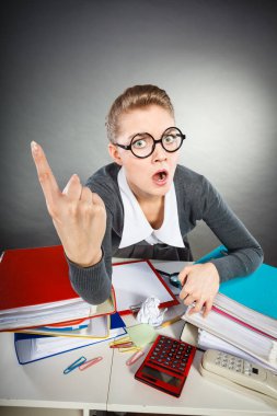 Jest yapma hanım kızdırdı.