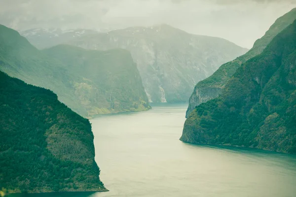 Aurlandfjord aus stegastein aussichtspunkt, norwegen — Stockfoto