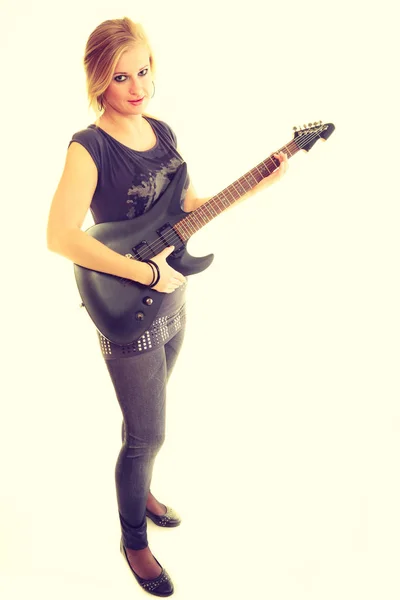 Woman artist player with electric guitar. — Stock Photo, Image