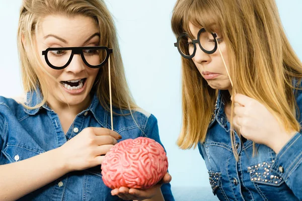 Two crazy women friends thinking — Stock Photo, Image