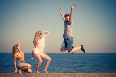 Arkadaşlar çocuk iki kız grup açık rahatlatıcı