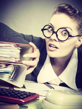 Onun Krallık korkunç hanım.