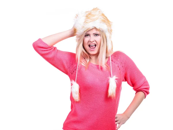 Çekici kadın tüylü kış şapka