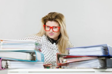 İş kadını olarak office çalışma